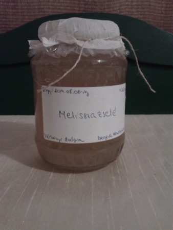 Melisszazselé